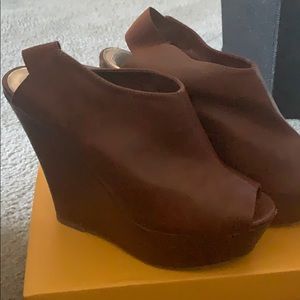 Brown Peep Toe Shoe...